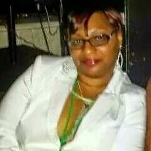 Meet your Posher, Antonia